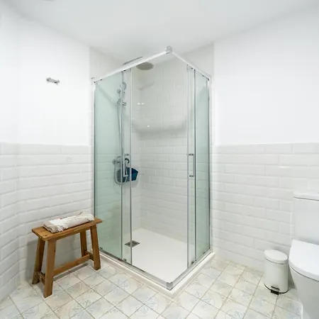 Апартаменты A Terrace With Sea View, 2 Bedrooms In Бенальмадена