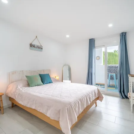 Апартаменты A Terrace With Sea View, 2 Bedrooms In *
